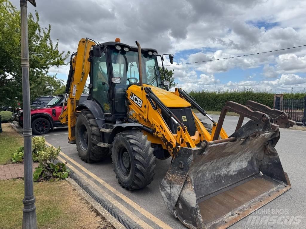 JCB 3 CX Contractor لوادر ذات جرافات عكسية