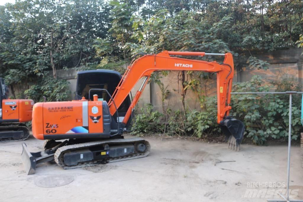 Hitachi 60 حفارات زحافة