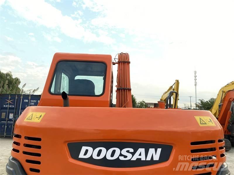 Doosan DH 80 حفارات زحافة