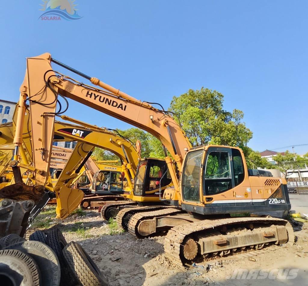 Hyundai R220LC-9S حفارات زحافة