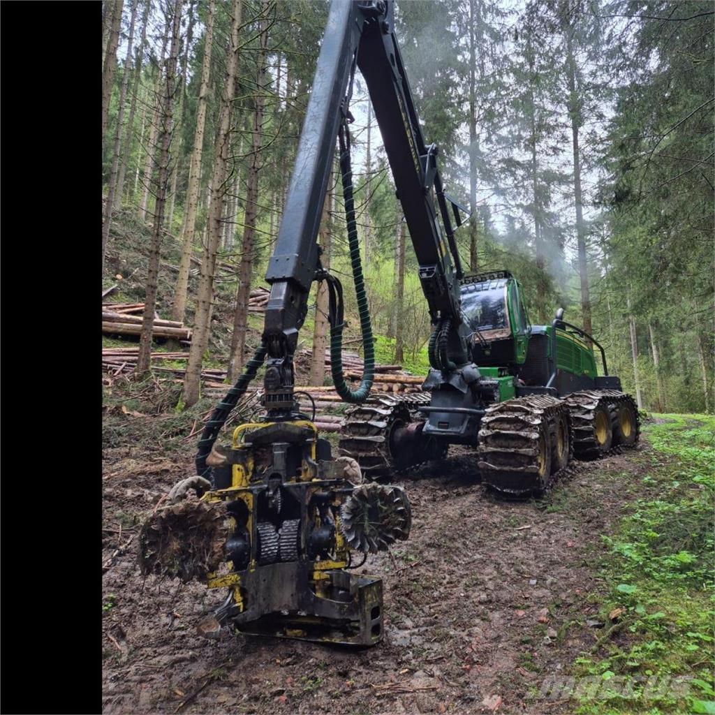 John Deere 1270 G حصادات