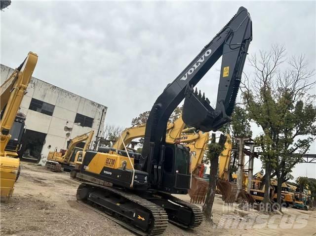 Volvo EC 210 D حفارات زحافة