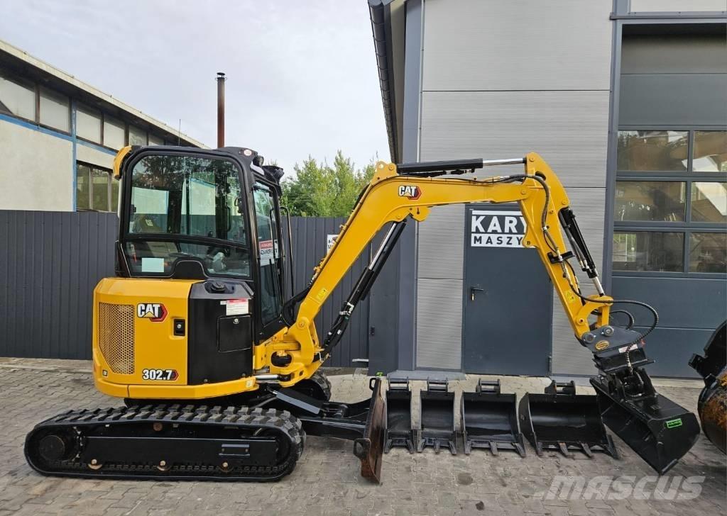 CAT 302.7 CR حفارات صغيرة أقل من 7 طن (حفارات صغيرة)