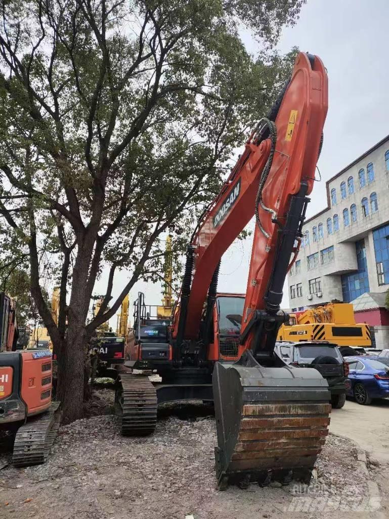Doosan DX 300 LC-9C حفارات زحافة