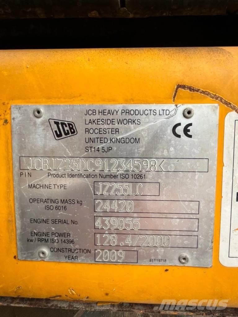 JCB JZ 255LC حفارات زحافة