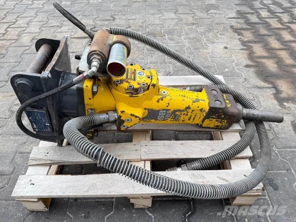 Atlas Copco SB102 مطارق / كسارات