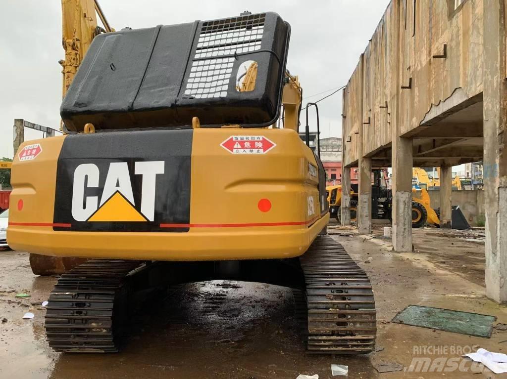 CAT 325 B L حفارات زحافة