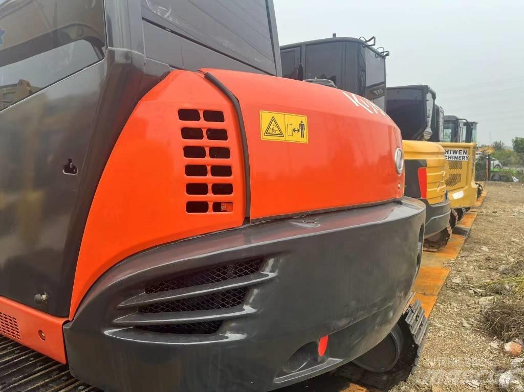 Kubota KX 183 حفارات زحافة