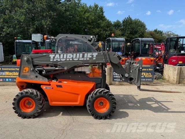 Ausa T 144 H مناولات متداخلة