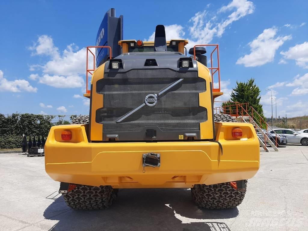 Volvo L 220 H لوادر بعجل