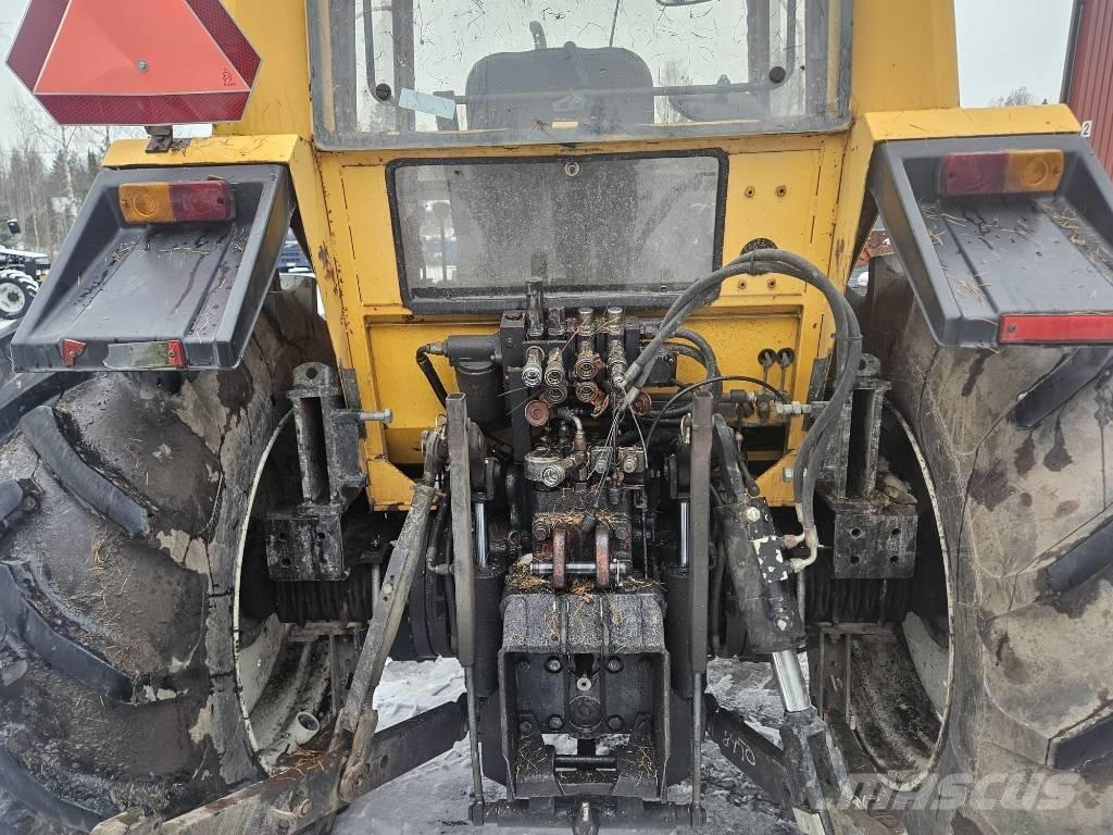 Valmet 815 الجرارات