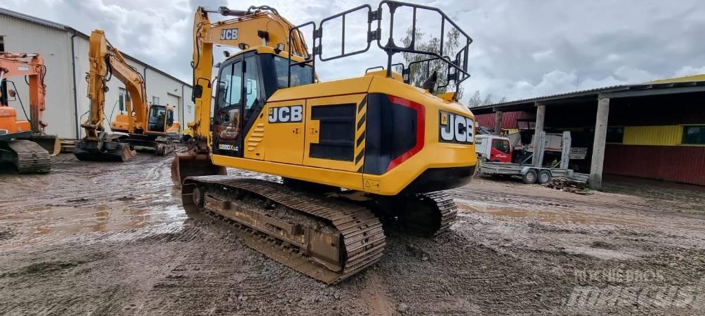 JCB 220X LC حفارات زحافة