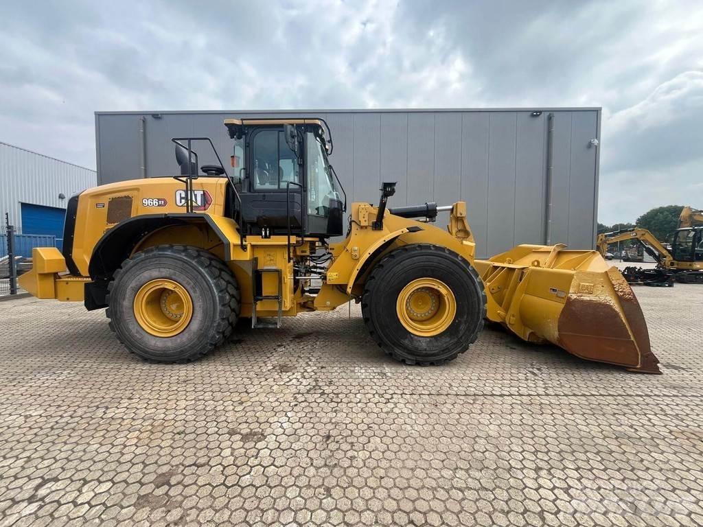 CAT 966 XE لوادر بعجل