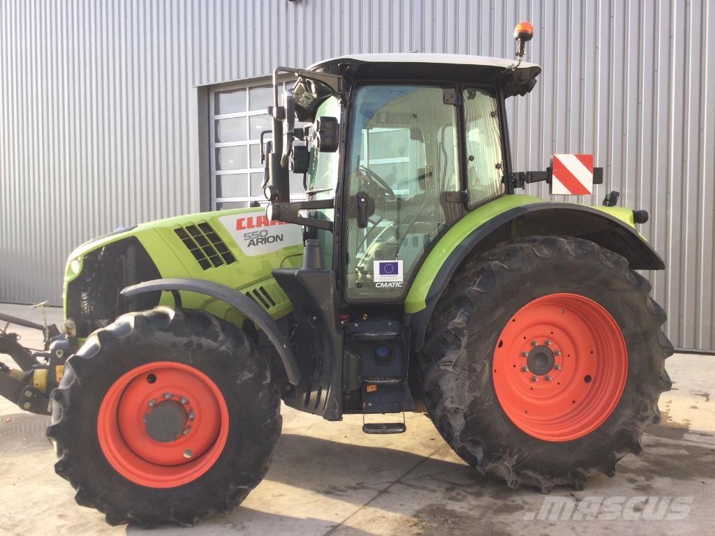 CLAAS ARION 550 الجرارات