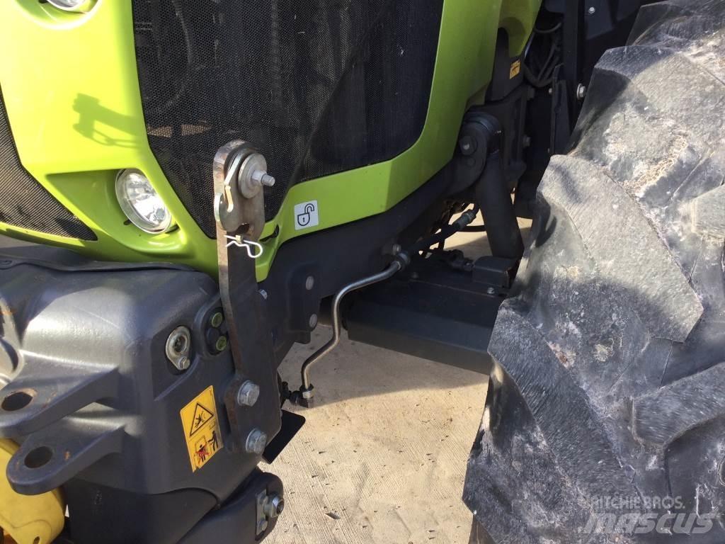 CLAAS ARION 550 الجرارات