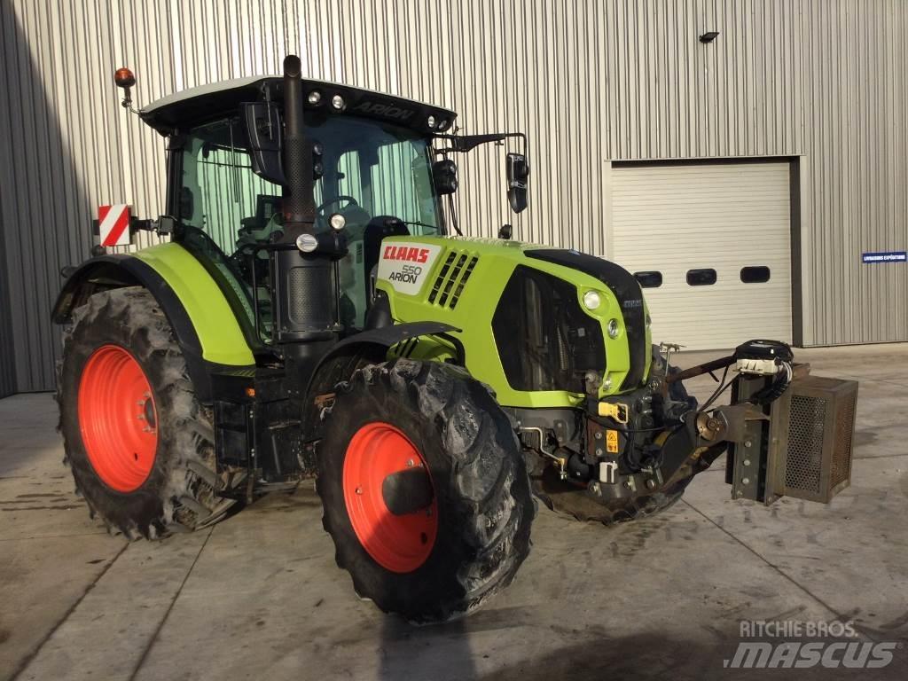 CLAAS ARION 550 الجرارات