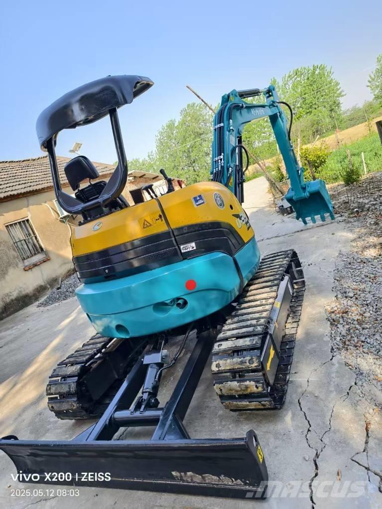 Kubota U 35 حفارات صغيرة أقل من 7 طن (حفارات صغيرة)