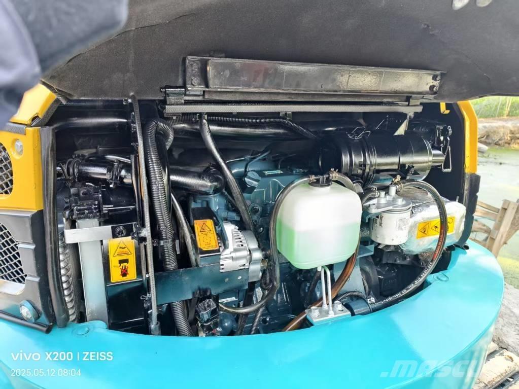 Kubota U 35 حفارات صغيرة أقل من 7 طن (حفارات صغيرة)