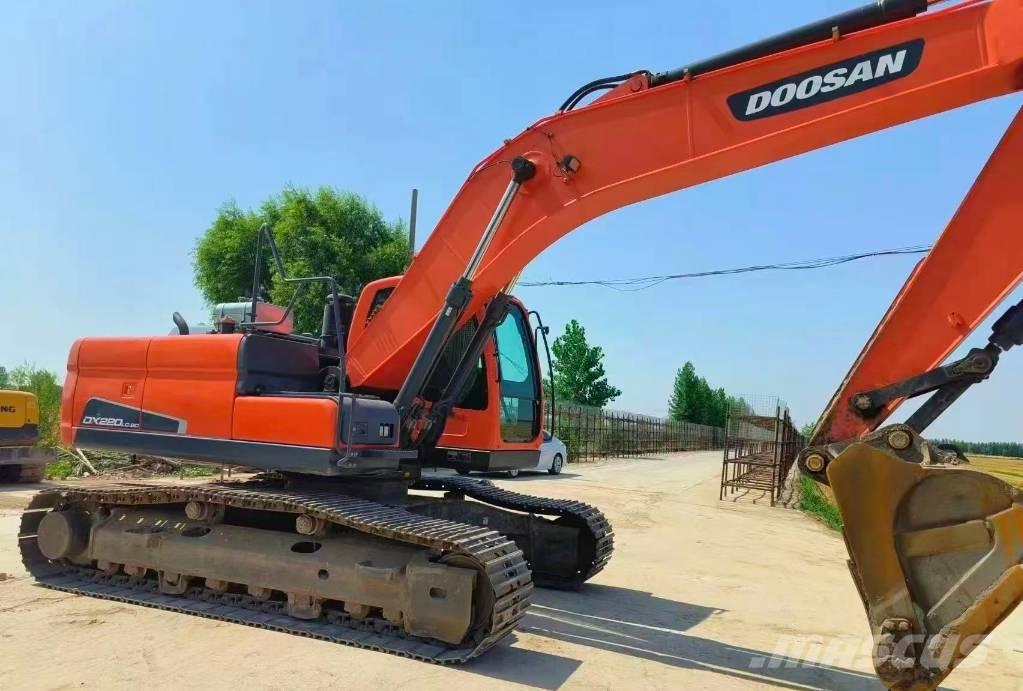 Doosan DX 200 حفارات زحافة