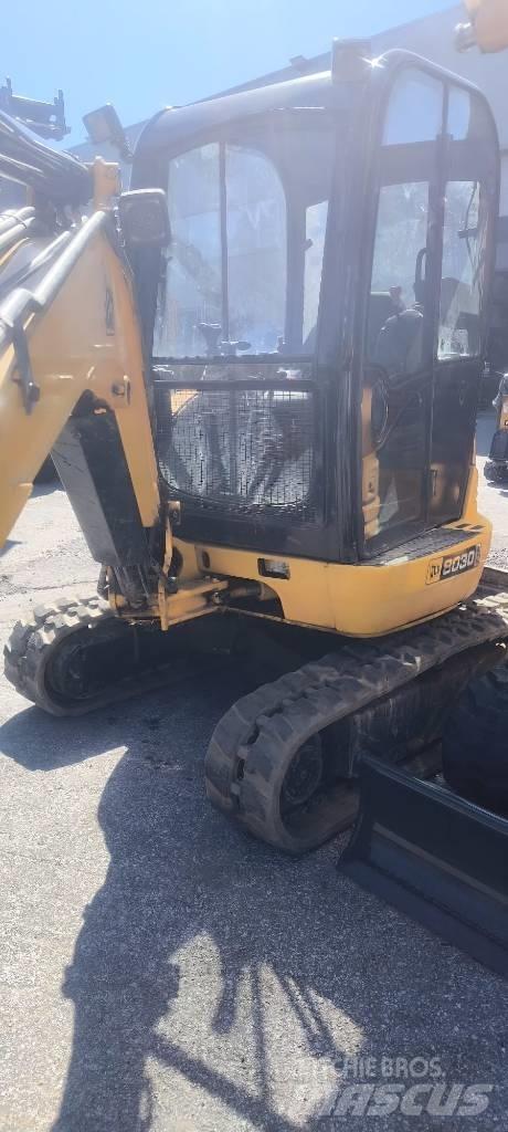 JCB 8030 حفارات صغيرة أقل من 7 طن (حفارات صغيرة)