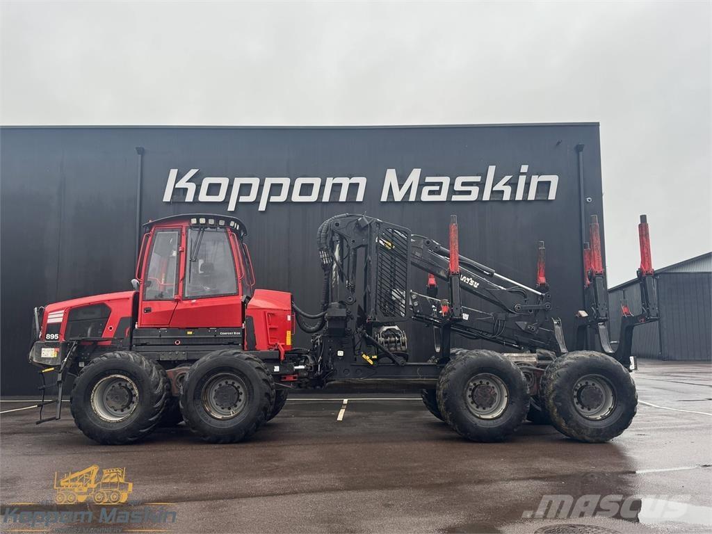 Komatsu 895 شاحنات