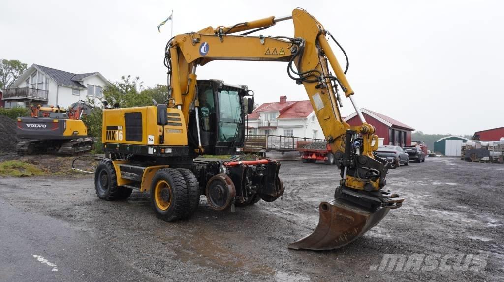 Hydrema MX 16 Rail حفارات بعجل
