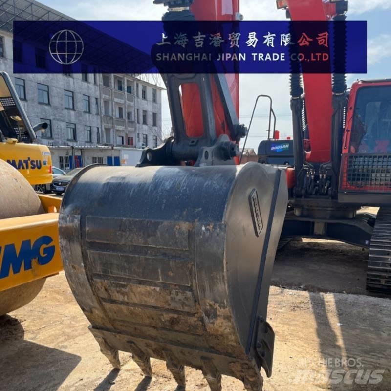 Doosan DX 225 حفارات زحافة