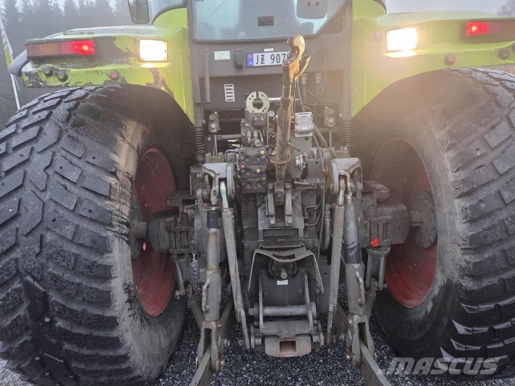 CLAAS Atles 946 RZ الجرارات