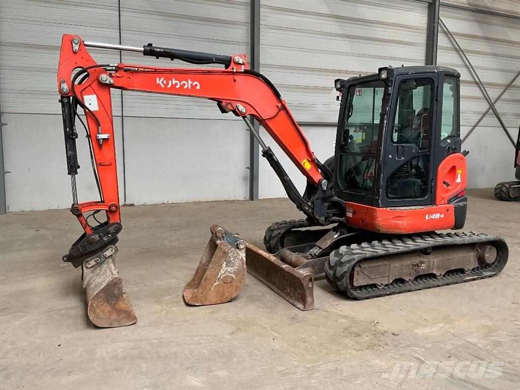 Kubota U 48-4 حفارات صغيرة أقل من 7 طن (حفارات صغيرة)