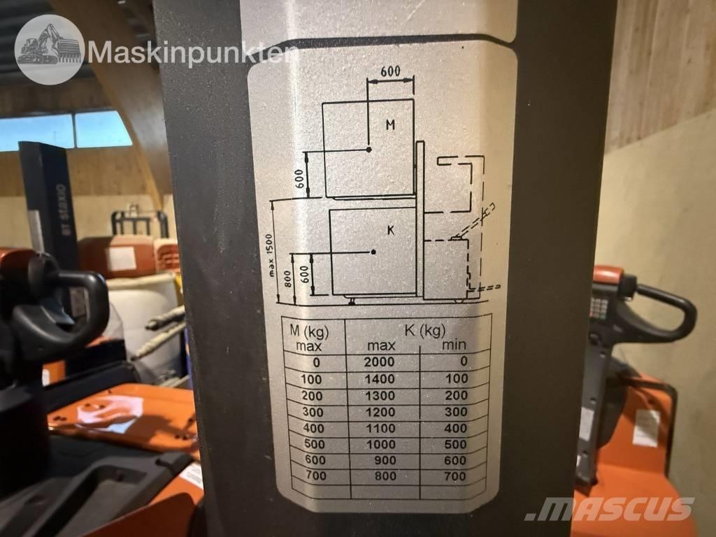 Toyota BT SWE 80 L شاحنات ذات رافعات شوكية تعمل بالكهرباء