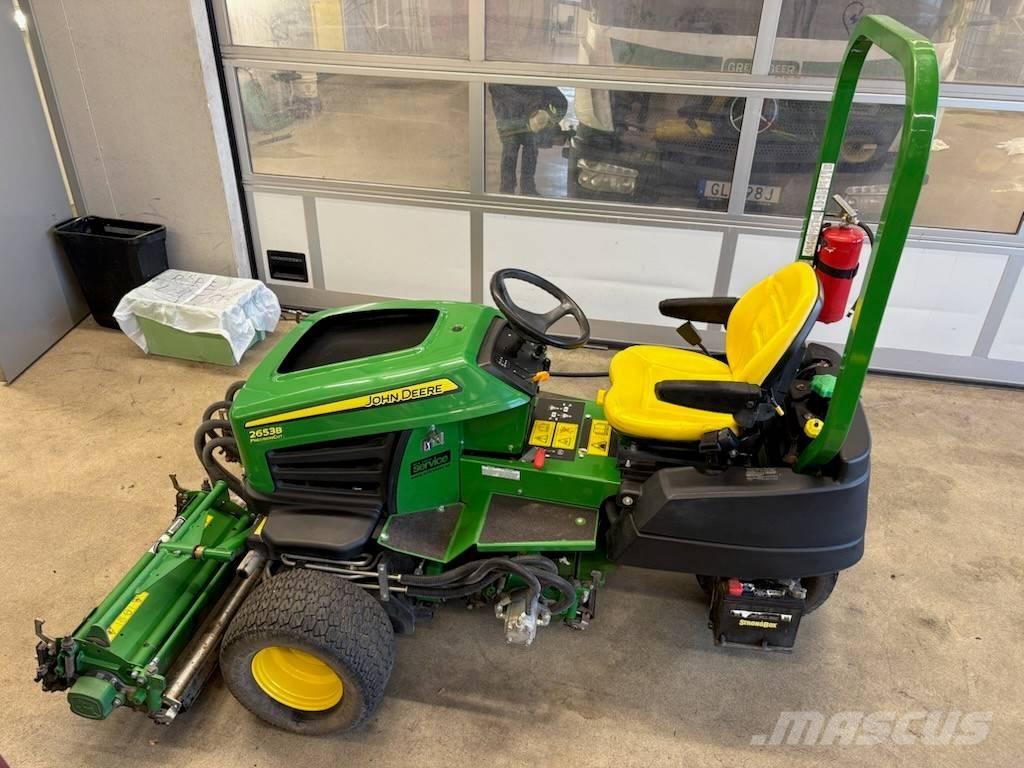 John Deere 2653 B ماكينات جز العشب