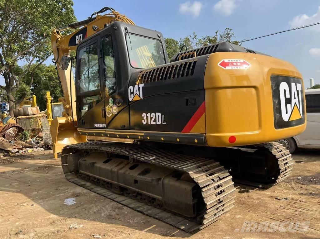 CAT 312 D L حفارات زحافة