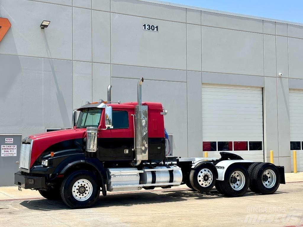 Western Star 4900 وحدات الجر
