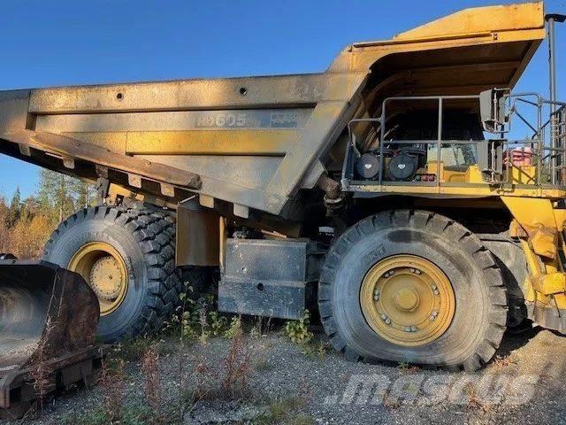 Komatsu HD 605-7EO شاحنات المخلفات الصلبة