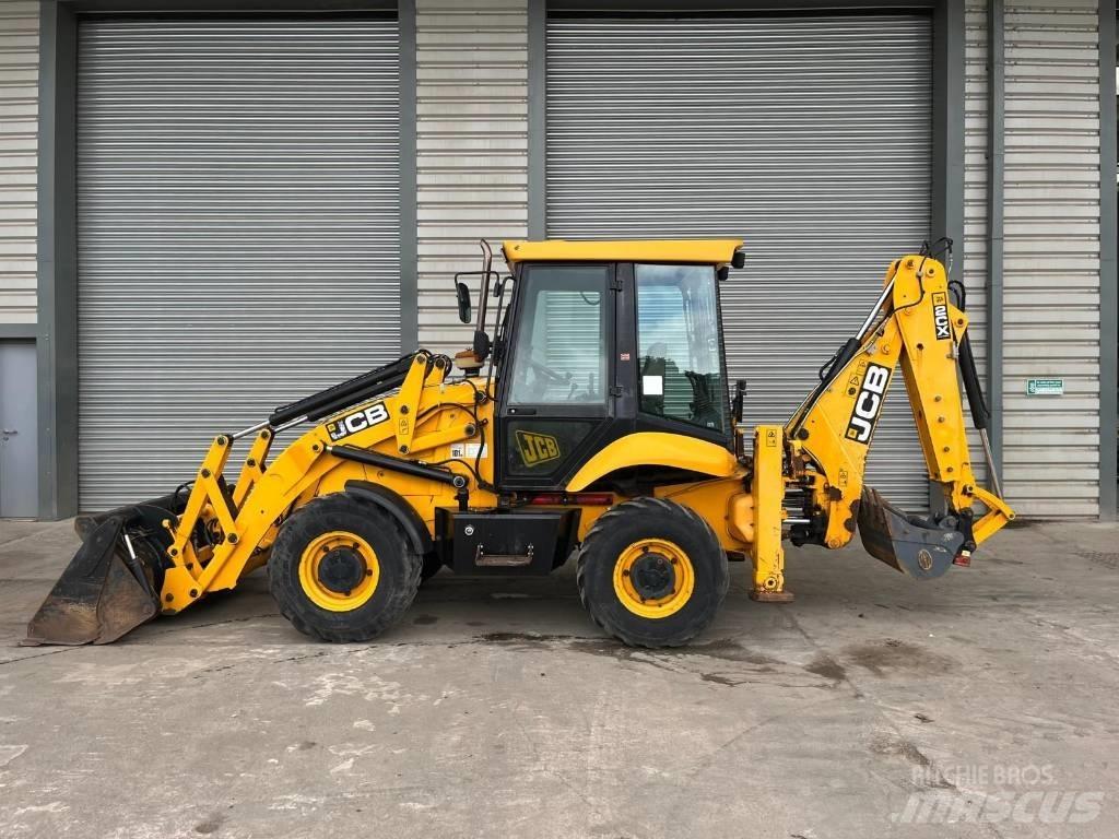 JCB 2 CX لوادر ذات جرافات عكسية