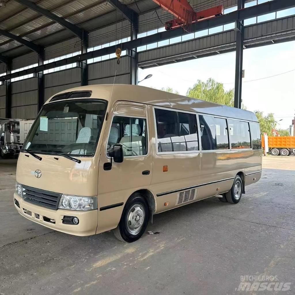 Toyota Coaster Bus حافلة صغيرة