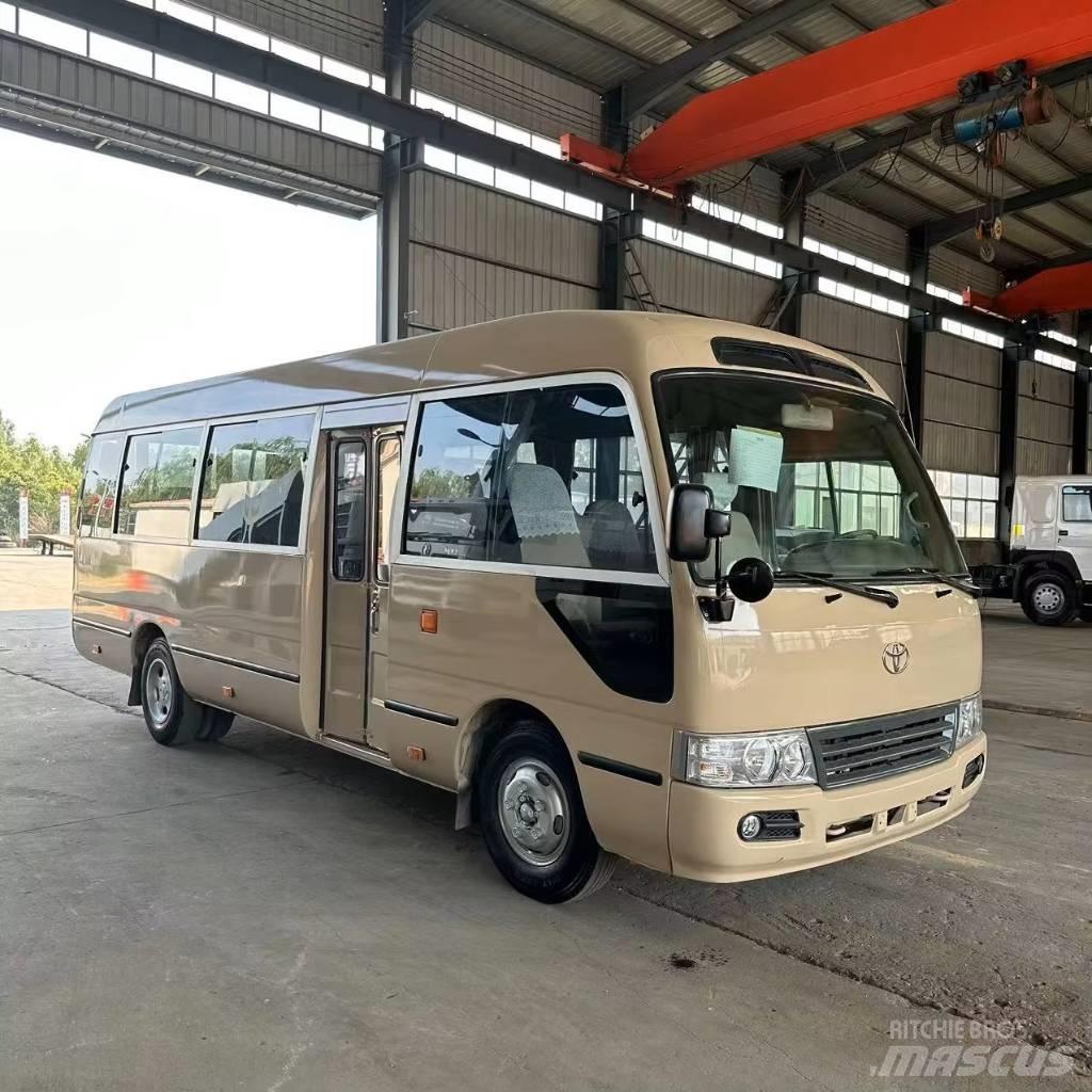 Toyota Coaster Bus حافلة صغيرة