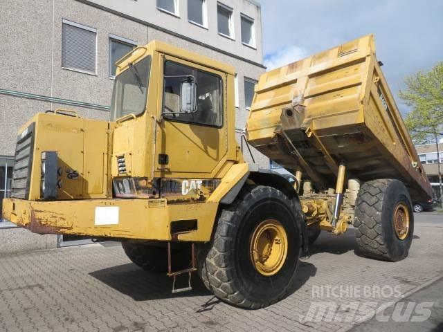 CAT  D40 Dumper ساحبات مفصلية