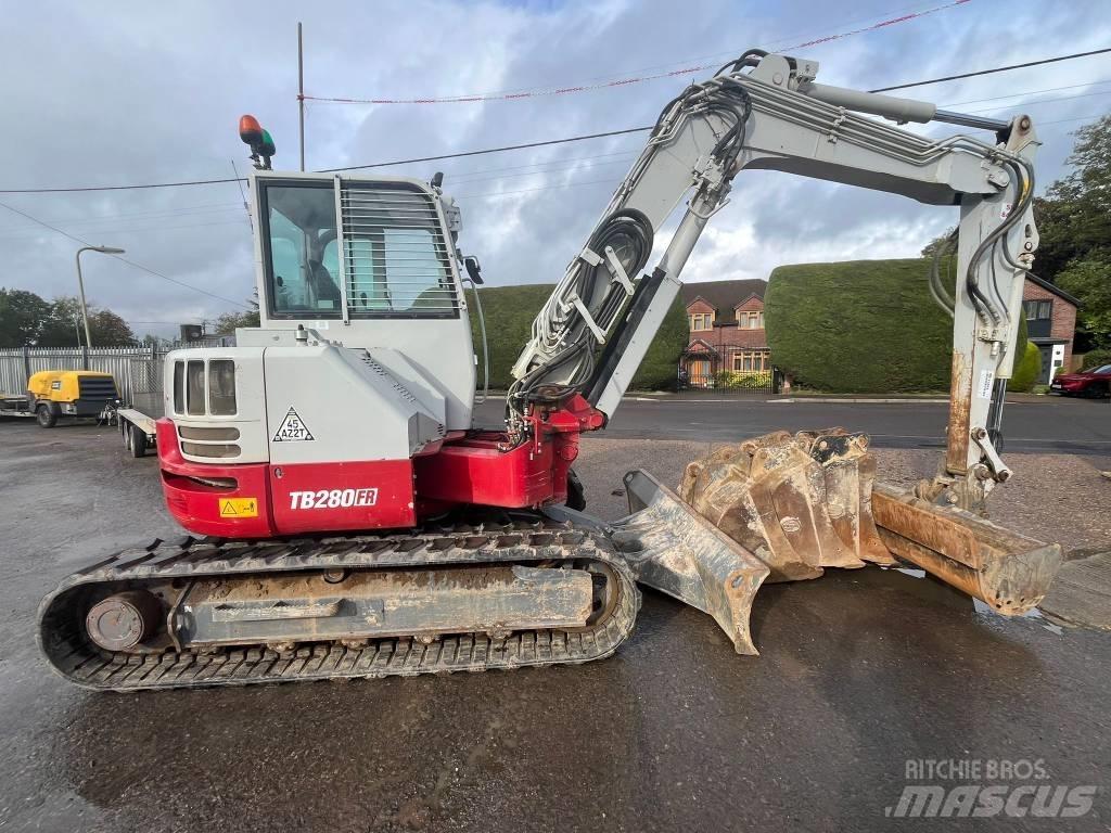 Takeuchi TB 280 FR حفارات وسط 7 طن - 12 طن