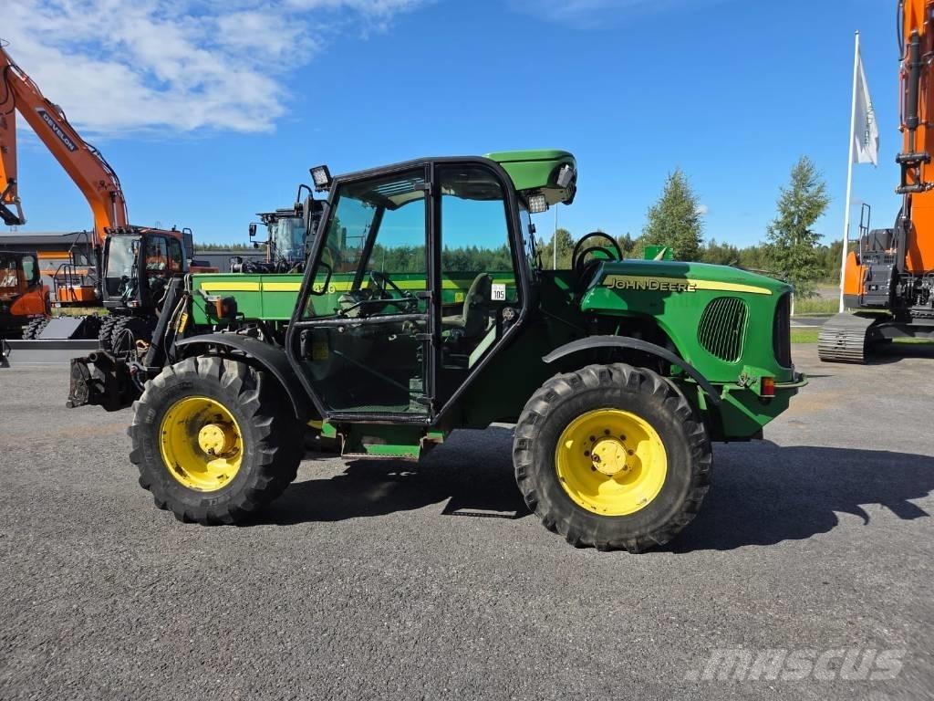 John Deere 3420 معدات مناولة لأغراض الزراعة
