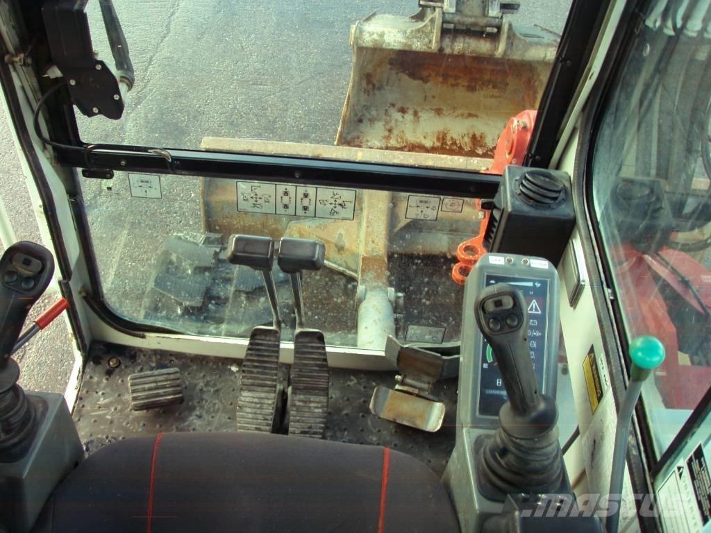 Takeuchi TB 175 حفارات وسط 7 طن - 12 طن