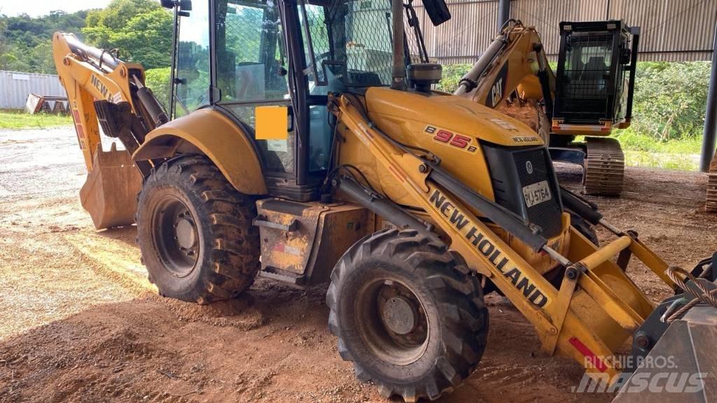 New Holland B 95 B لوادر ذات جرافات عكسية