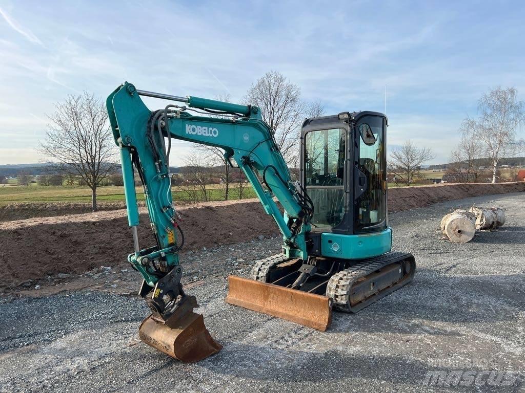 Kobelco SKR30SR حفارات زحافة