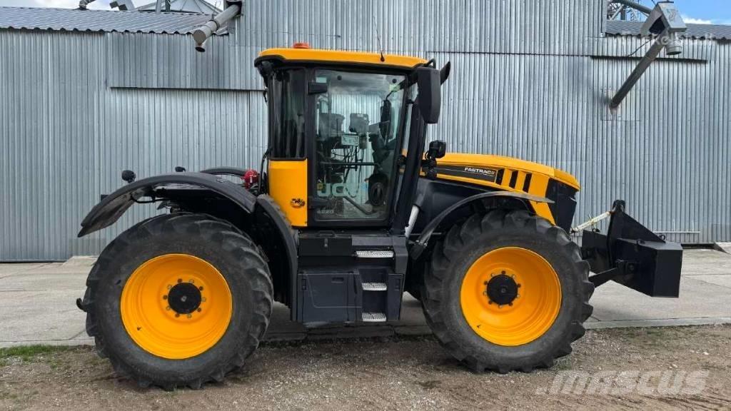 JCB 4220 الجرارات