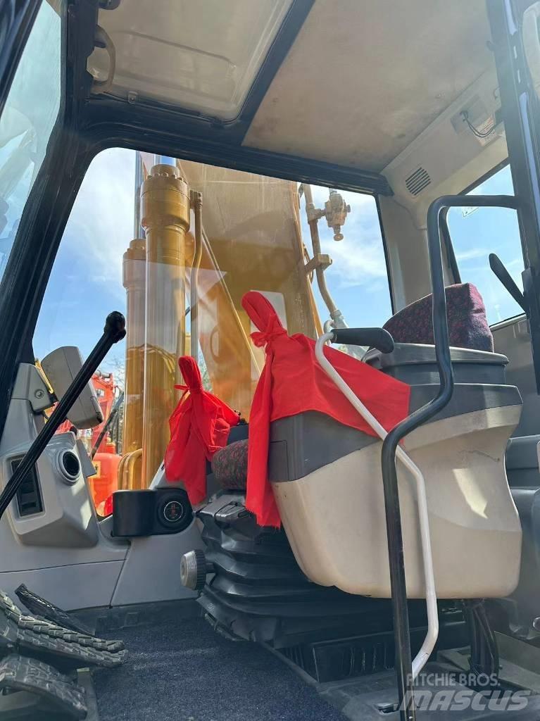 CAT 320 C L حفارات طويلة الذراع