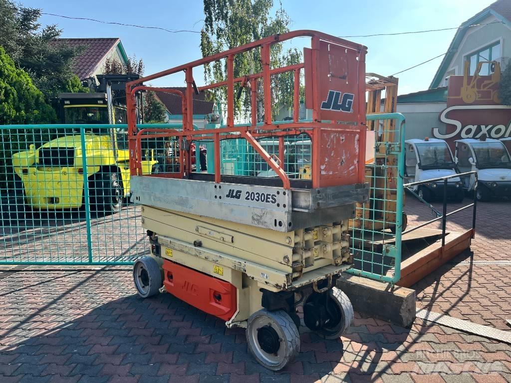 JLG 2030ES     V-3450 رافعات السارية الرأسية