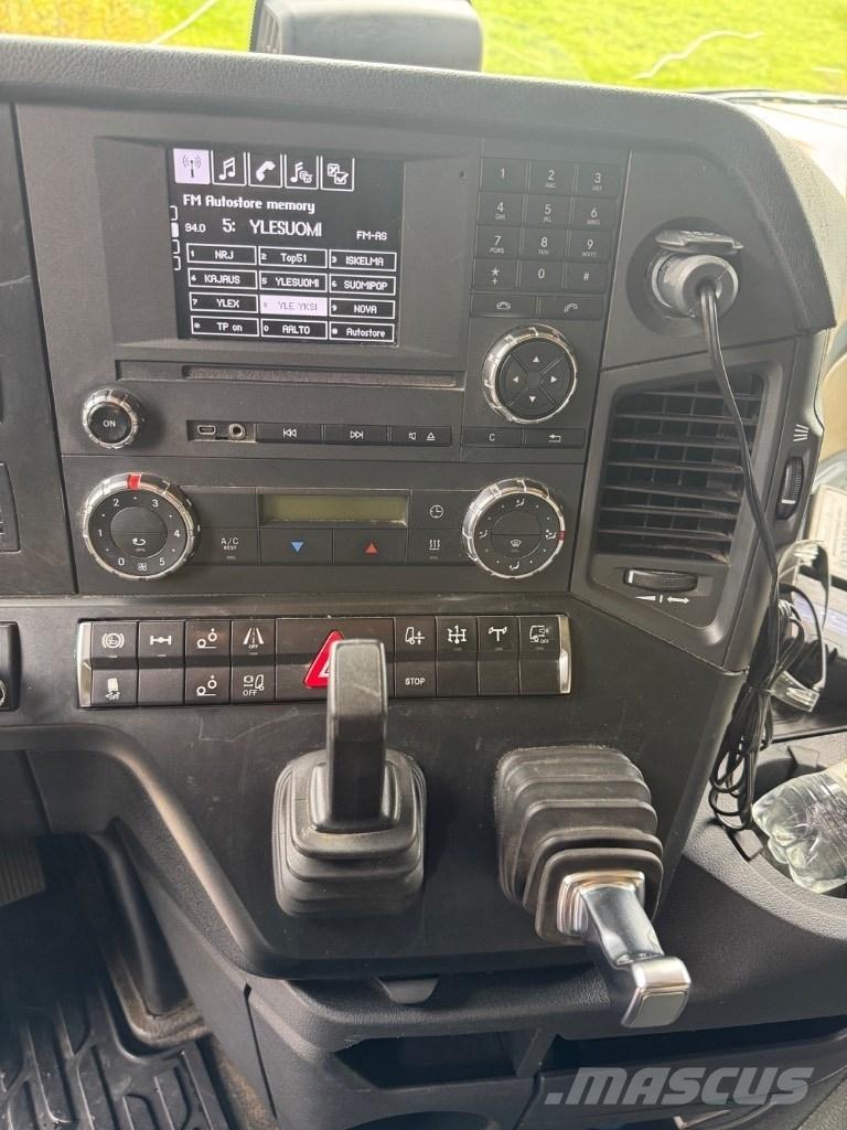 Mercedes-Benz 2653 L شاحنات الرافعات