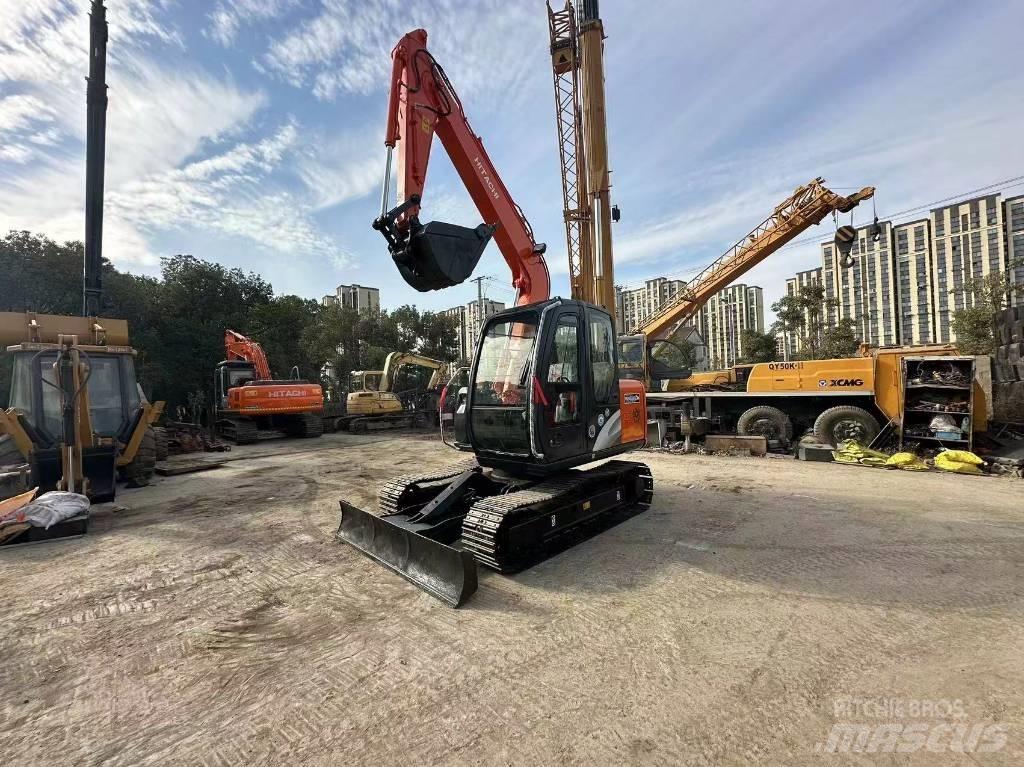Hitachi ZX 70 حفارات زحافة