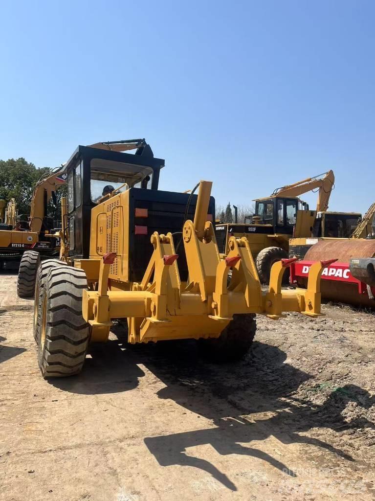 CAT 140 H معدات تمهيد الطرق