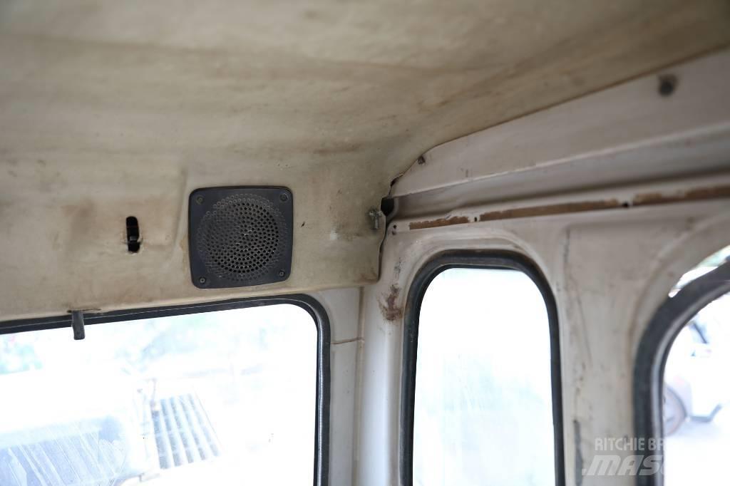 Sumitomo SH200A3 حفارات زحافة